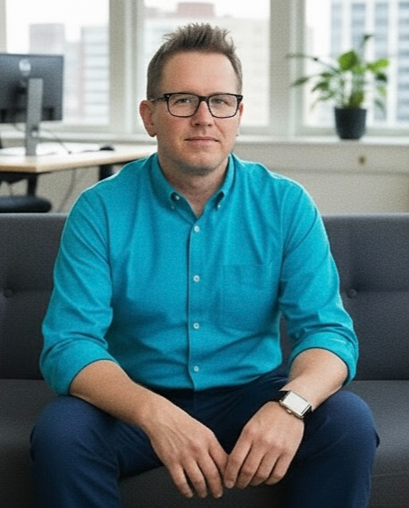 https://www.linkedin.com/in/neil-mason||blank